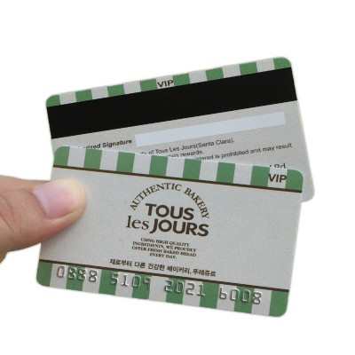 Custom Logo Printing Credit Card Size Plastic PVC Card With Magnetic Strip